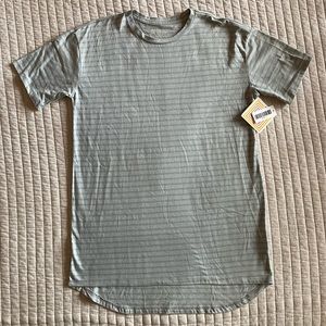 LulaRoe Patrick T-shirt, grey two-tone stripe. NWT size Large